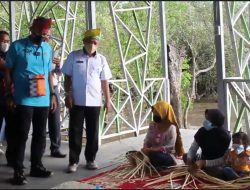 Kerajinan Desa Wisata Sungai Kupah akan Dibawa Sandiaga Uno ke Mandalika
