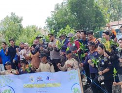 Kapolsek Sungai Kunyit Hadiri Tanam Mangrove Bersama TNI-AL dan Gemawan