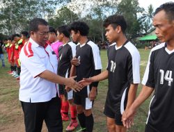 Heri Saman Minta Atlet Jaga Sportivitas di Turnamen Merdeka Cup 2022 Desa Tamang