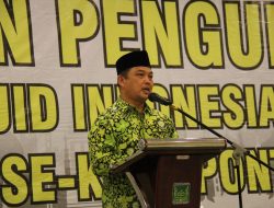 Ketua DMI Kalbar Ajak Pengurus Inovatif untuk Makmurkan Masjid