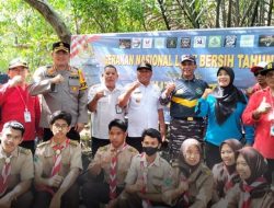 TNI AL Kobarkan Gerakan Nasional Laut Bersih di Mempawah Kalbar