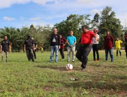 Heri Saman Buka Turnamen Sepakbola Putra-Putri Panglima Batu Cup