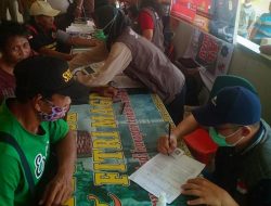 Forum Pemuda Sanggau Gelar Bakti Sosial di Desa Penyelimau