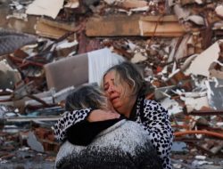 Lara dalam Gempa yang Meluluhlantakkan Turki