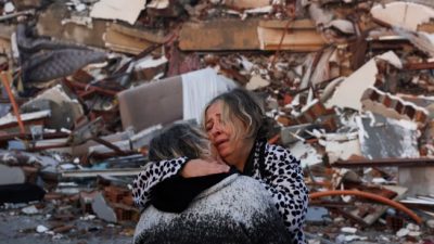 Lara dalam Gempa yang Meluluhlantakkan Turki