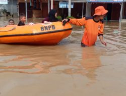 Sungai Rokan Kanan Meluap, BPBD Evakuasi Warga Rokan Hulu
