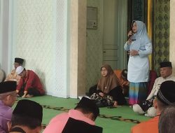 Ceramah Agama Hadirkan Dekan IAIN Pontianak, Bupati Erlina: Jangan Sia-siakan Ramadhan