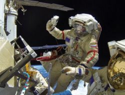 Dua Kosmonaut Rusia Ambil Bagian Dalam ‘Spacewalk’