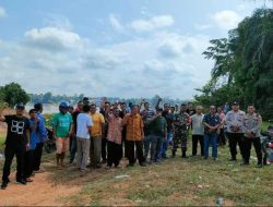 Warga Tolak Truk Angkutan Sawit Lewati Jalan Tanjung-Penanjung, Pemkab Sekadau Diminta Buat Regulasi