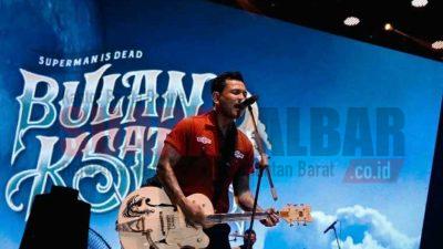 Superman Is Dead Band Punk Rock asal Bali Getarkan Fansnya di Jakarta Fair 2023