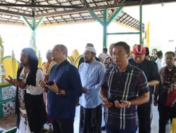 Kapolda Kalbar Ziarah ke Makam Ulama Besar Kalimantan Habib Husin Alqadrie di Sejegi Mempawah