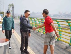 Wali Kota Pontianak Pantau Progres Pembangunan dan Bersihkan Sampah di Waterfront