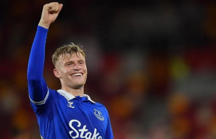 Jarrad Branthwaite incaran Tottenham Hotspur/(instagram/@everton_fantv1)
