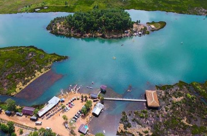 Danau Seran Destinasi Wisata Menawan di Banjarmasin/(instagram/@enjoy_kalsel)