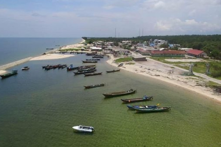 Pantai Ujung Pandaran di Kalimantan Tengah/(instagram/@sampitinfo)