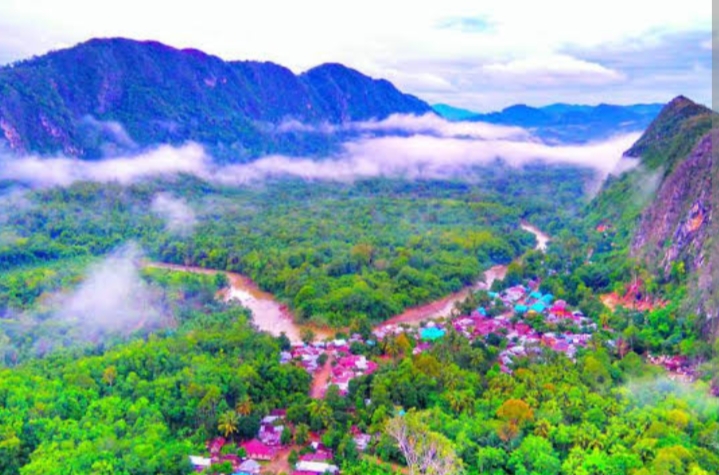 Keindahan Bukit Rindang Kalimantan Selatan/(instagram/@visithst)