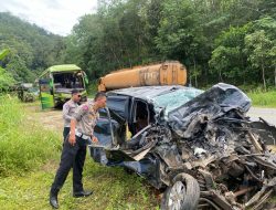 Kecelakaan Bus Vs Minibus di Kubu Raya, Dua Orang Meninggal Dunia