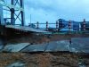 Tebing Jembatan Gantung Durian Sebatang KKU Roboh