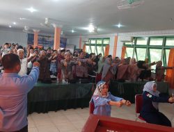 Calon Jemaah Haji Sanggau Ikuti launching Senam Haji Indonesia