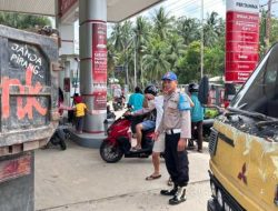 Cegah Praktik Curang Pengisian BBM, Polsek Monterado Bengkayang Gelar Patroli